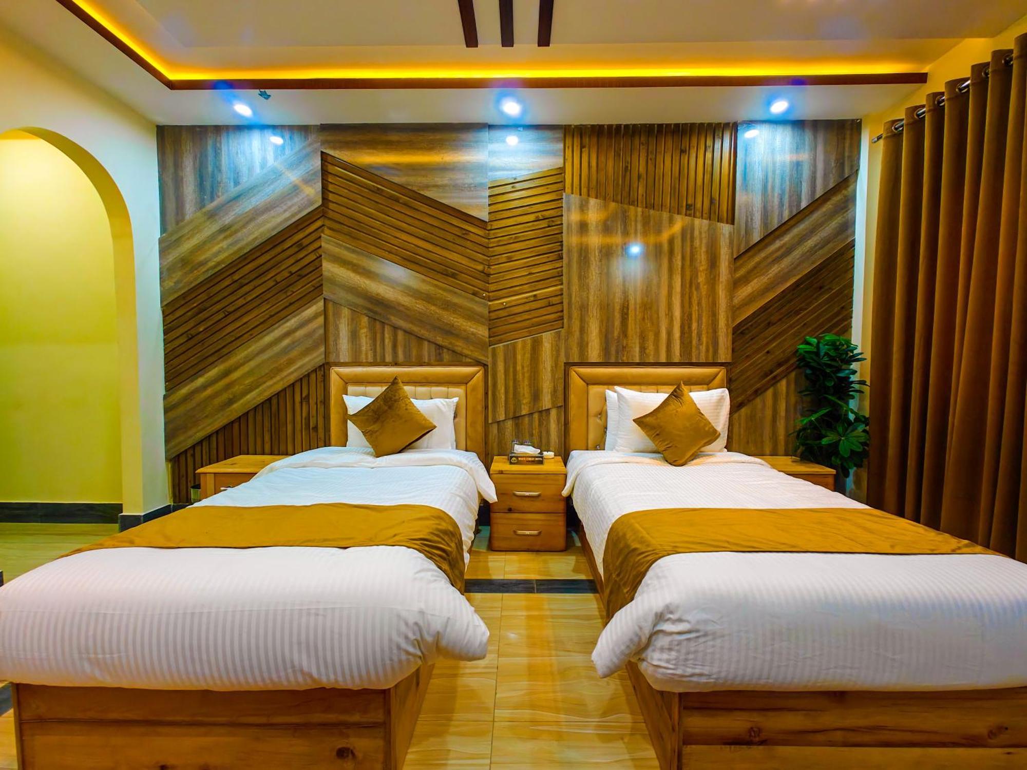 White Forest Hotel Kalam Exterior photo