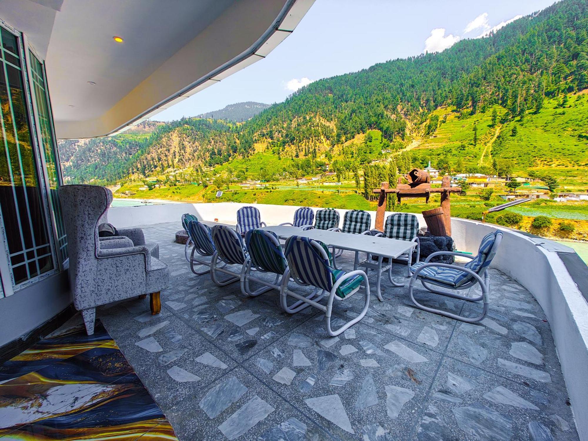 White Forest Hotel Kalam Exterior photo